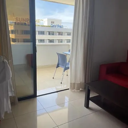 Maison Del Mar